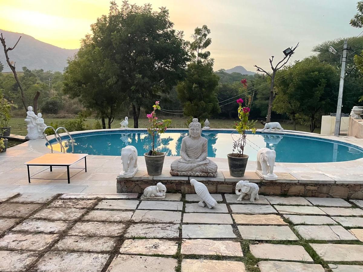 Villa Amaltas à Udaipur Extérieur photo